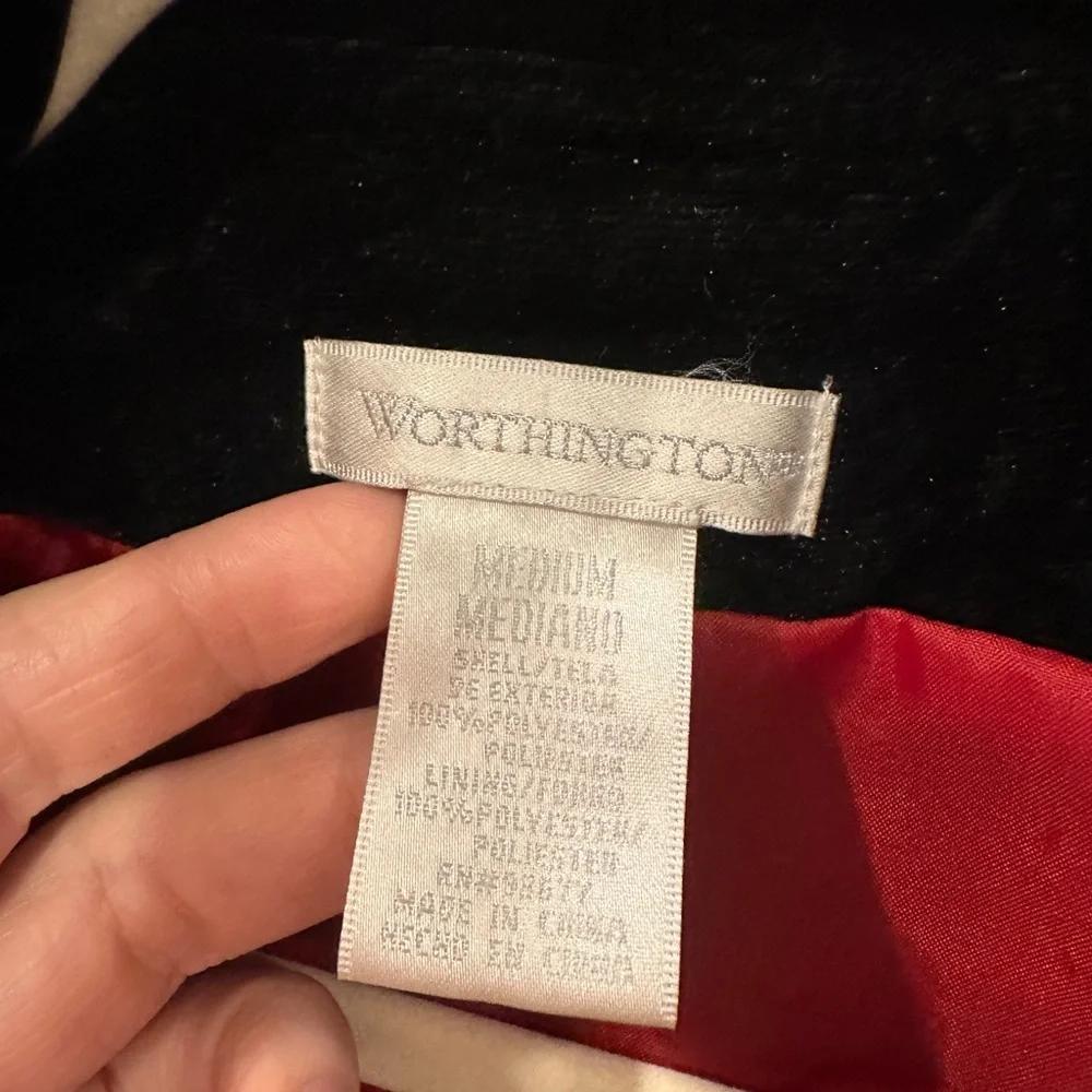 Worthington Black Velvet Cropped Jacket Ruffle Collar Jewel Button Medium